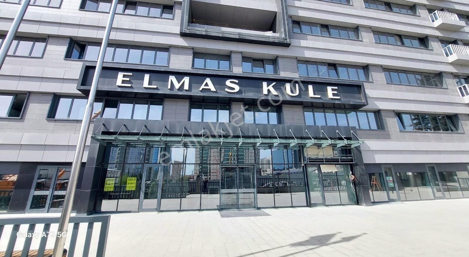 Bahçelievler Yenibosna Merkez Kiralık Dükkan & Mağaza Elmas Kule Giriş Katında Kiralık Dükkan