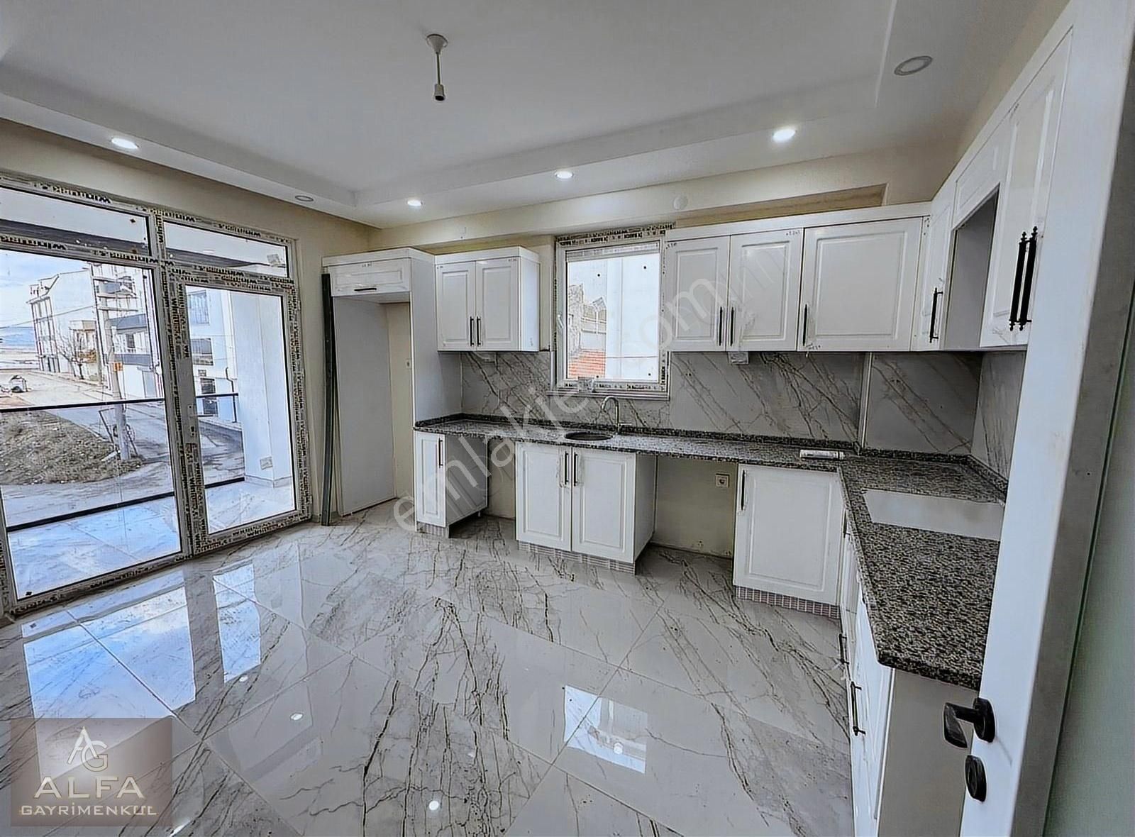 Şirintepe Mah.önü Acık Ferah Park Manzaralı145m² 3+1 Sıfır Daire