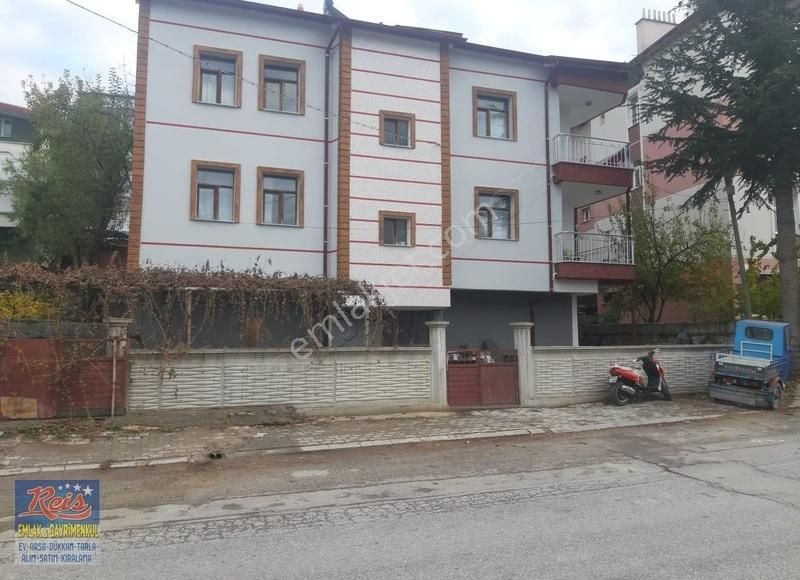 Beyşehir Hamidiye Satılık Bina Beyşehir Hamidiye Mahallesin De Satılık 2 Katlı Müstakil Ev