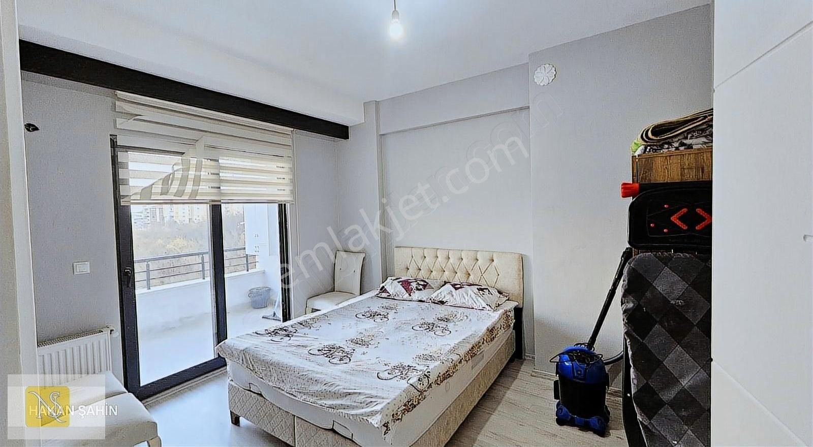 Atakum İstiklal Kiralık Daire Nş Gayrimenkul Hakan Dan Kiralık Eşyalı 1+1 İstiklal Mah