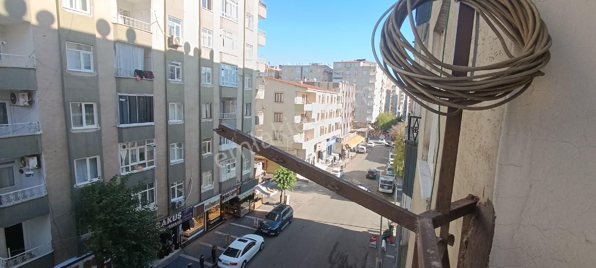 Ebrar Emlaktan Semtinde Temiz 3+1 Kiralık Daire - Görsel 11