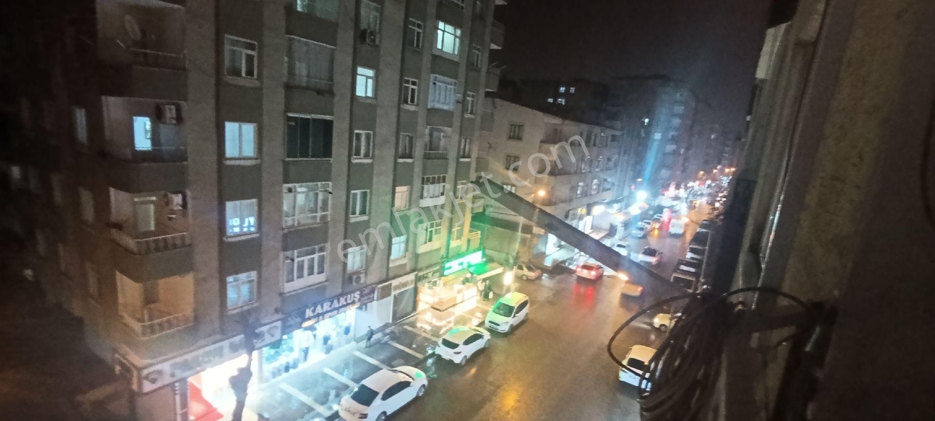Ebrar Emlaktan Semtinde Temiz 3+1 Kiralık Daire - Görsel 17