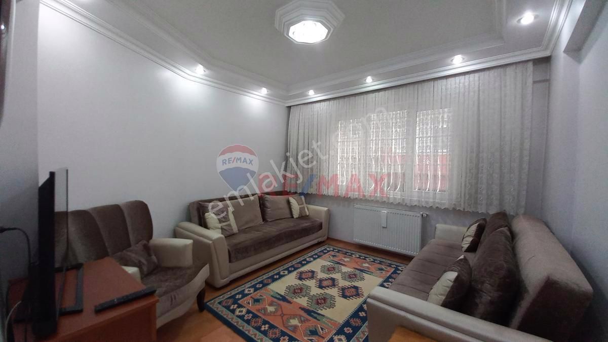 Bayrampaşa Kartaltepe Satılık Daire Bayrampaşa Kartaltepede 2+1 Yüksek Giriş Balkonlu Satılık Daire