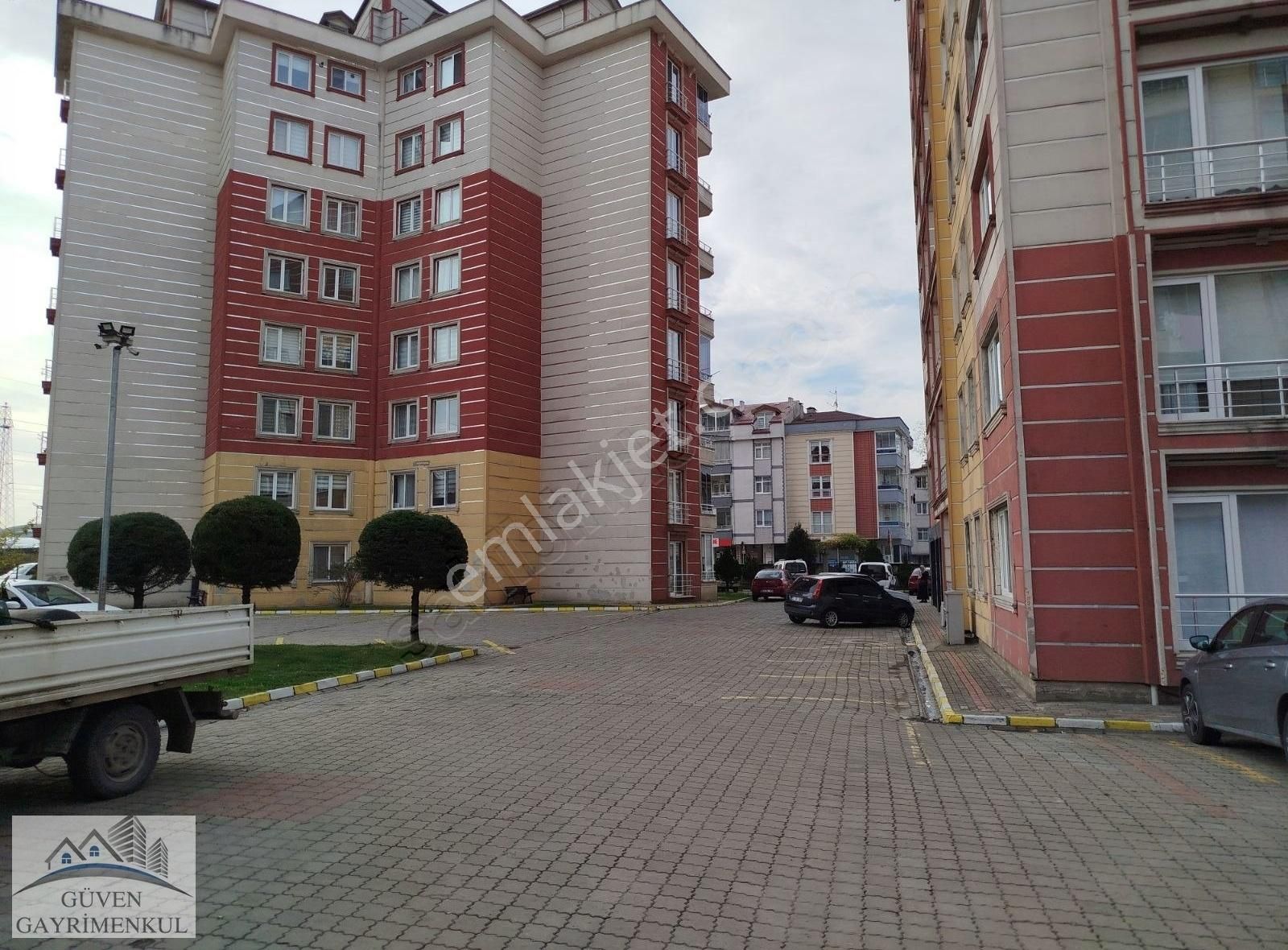 Altınordu Karşıyaka Satılık Daire Güven'den Karşıyaka Çelebi Kent Sitesi Dubleks 5+1 Satılık Daire