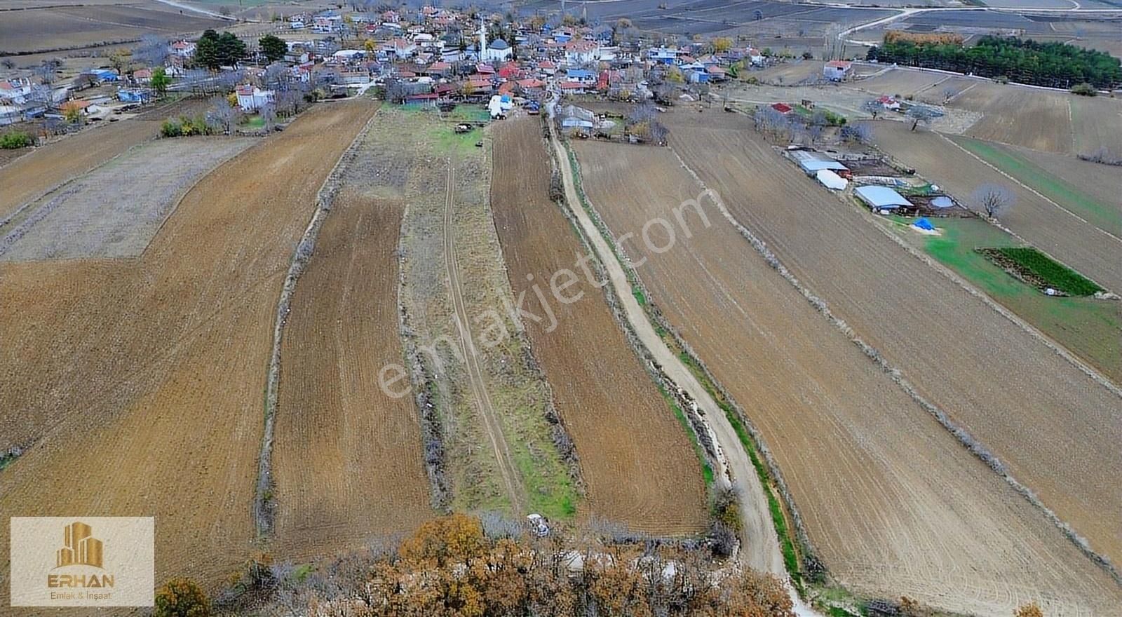 Vize Çavuşköy Köyü Satılık Tarla Kırklareli Vize Çavuşköyde 2 Adet Çaplı Muvafaktnameli 386 M2