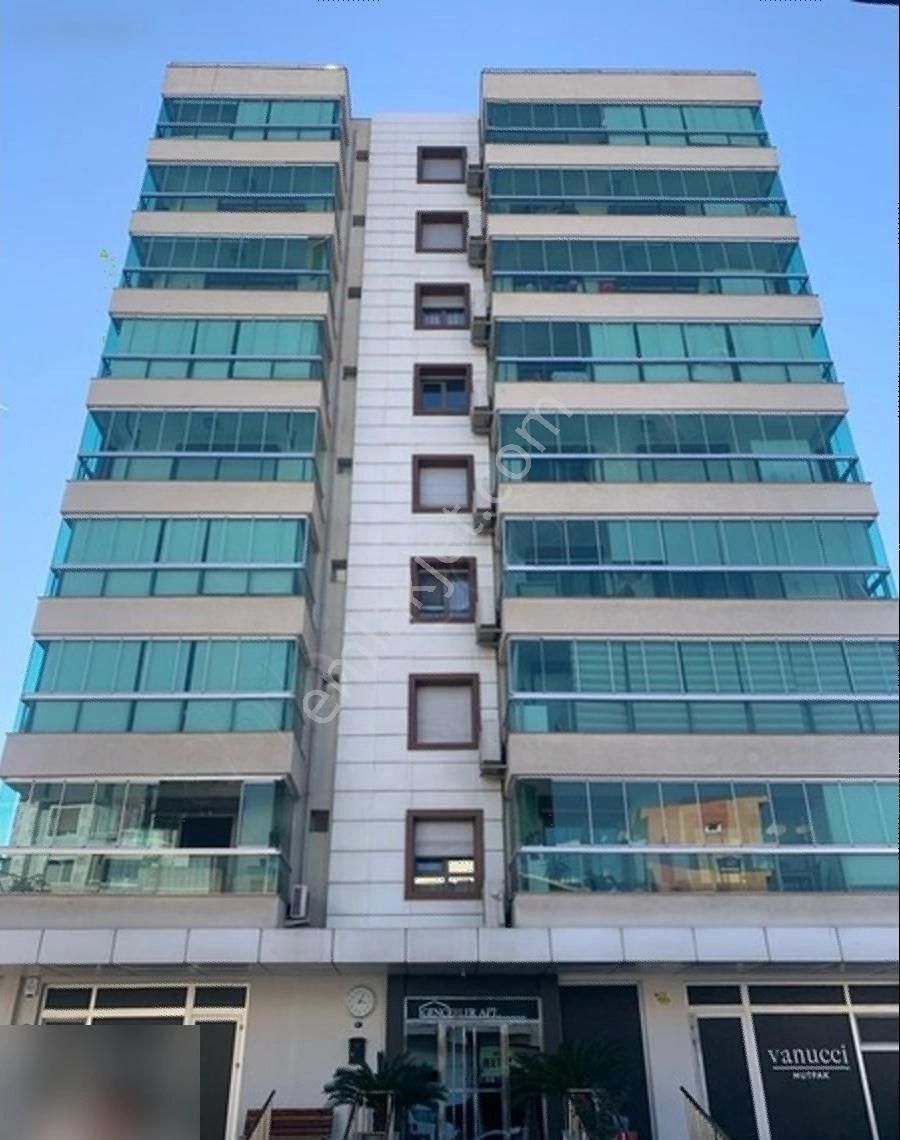 Bayraklı Soğukkuyu Satılık Daire İzmir Soğukuyuda 3 Cepheli , Önü Açık , Full Yapılı , 3+1 Satılık Daire