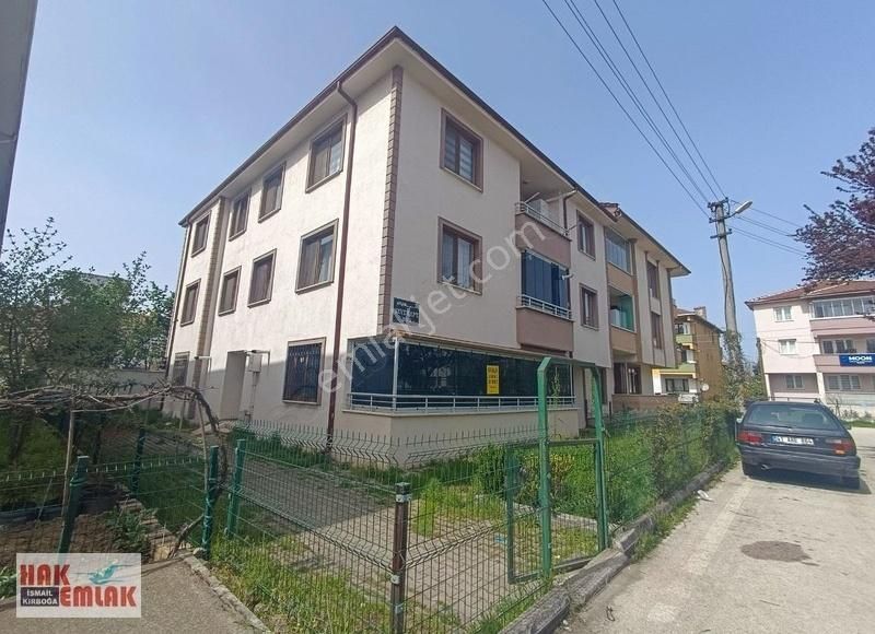 Düzce Merkez Uzun Mustafa Kiralık Daire Hak Emlak'tan Uzunmustafa Mahallesinde Kiralık 2+1 Daire