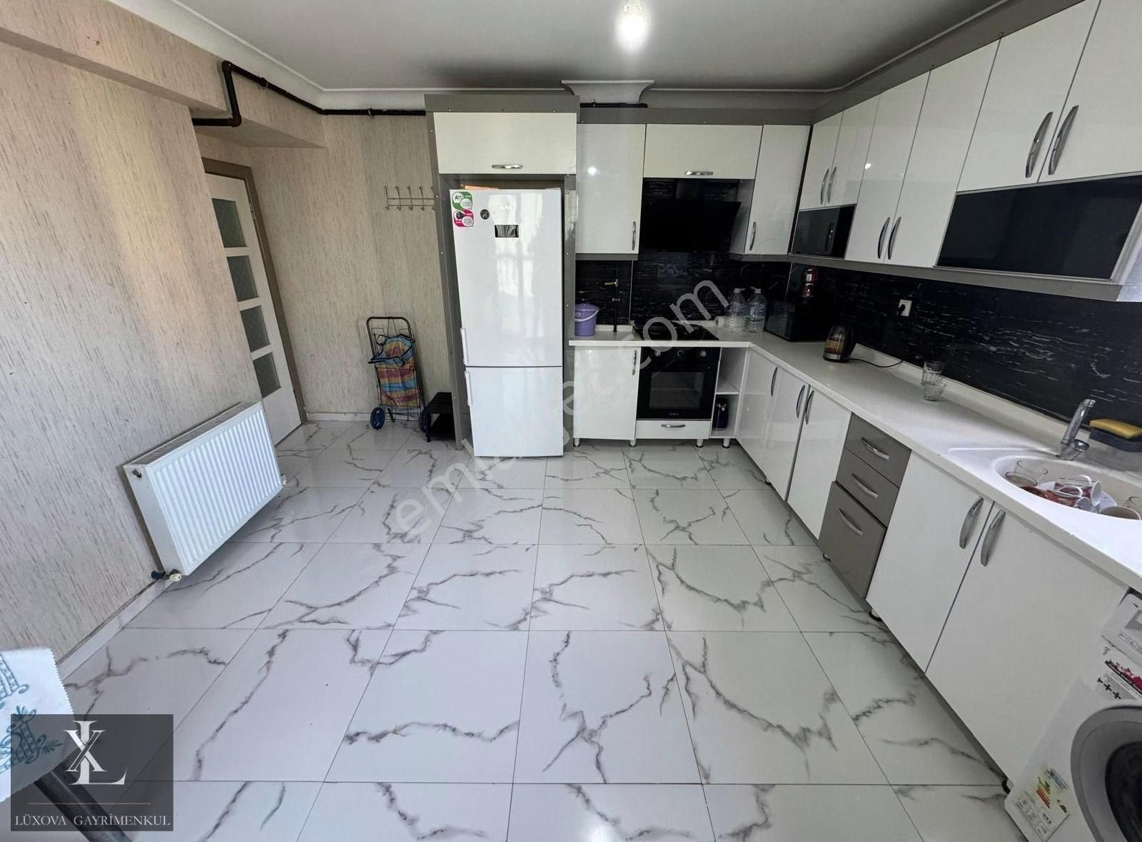 Keçiören Sancaktepe Satılık Daire Sancaktepede Merkezi Konum 2.kat 4+1 160m2 Lüx Yapı Eşsiz Frsat