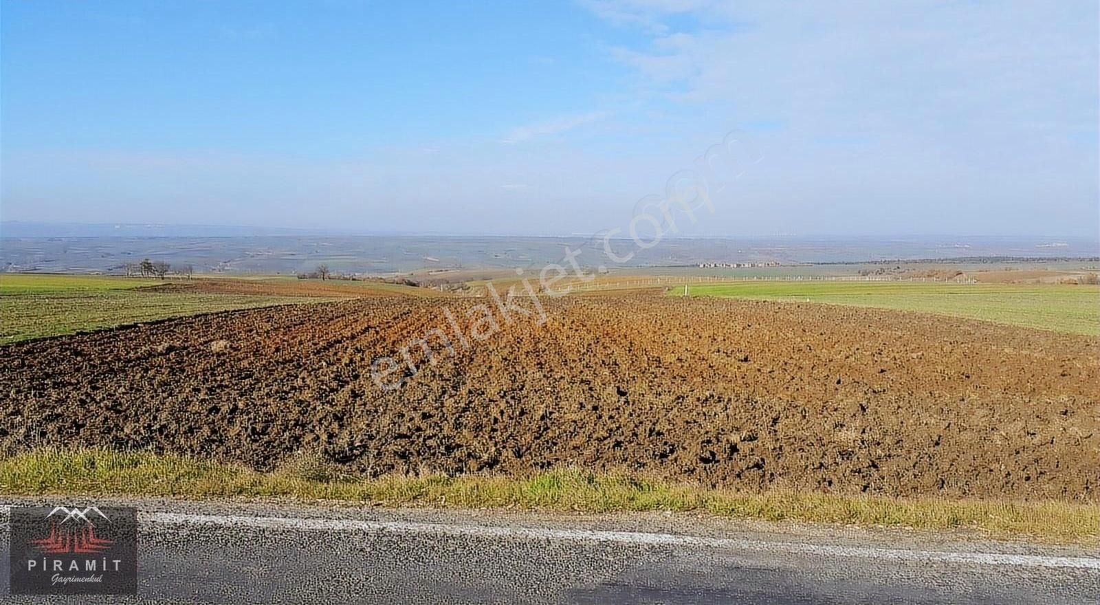 Silivri Değirmenköy İsmetpaşa Satılık Tarla Silivri Değirmenköy'de Satılık Arazi 6696m2