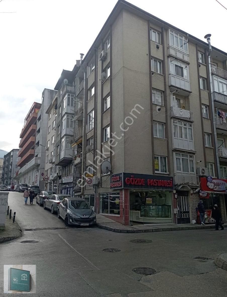 Osmangazi Ahmetpaşa Satılık Daire Ahmetpaşa Mh. Satılık 1.kat Köşe Eşyalı