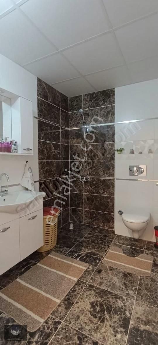 Nevşehir Merkez Cevher Dudayev Kiralık Daire Çayıraltı Emlak'tan Cevher Dudayev De Kiralık 3+1 Daire