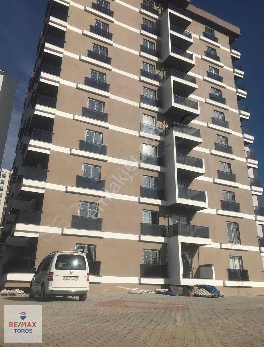 Mezitli Deniz Satılık Daire Remax Toros'tan Tece Deniz Mah Yüksel Park Marin 1+1