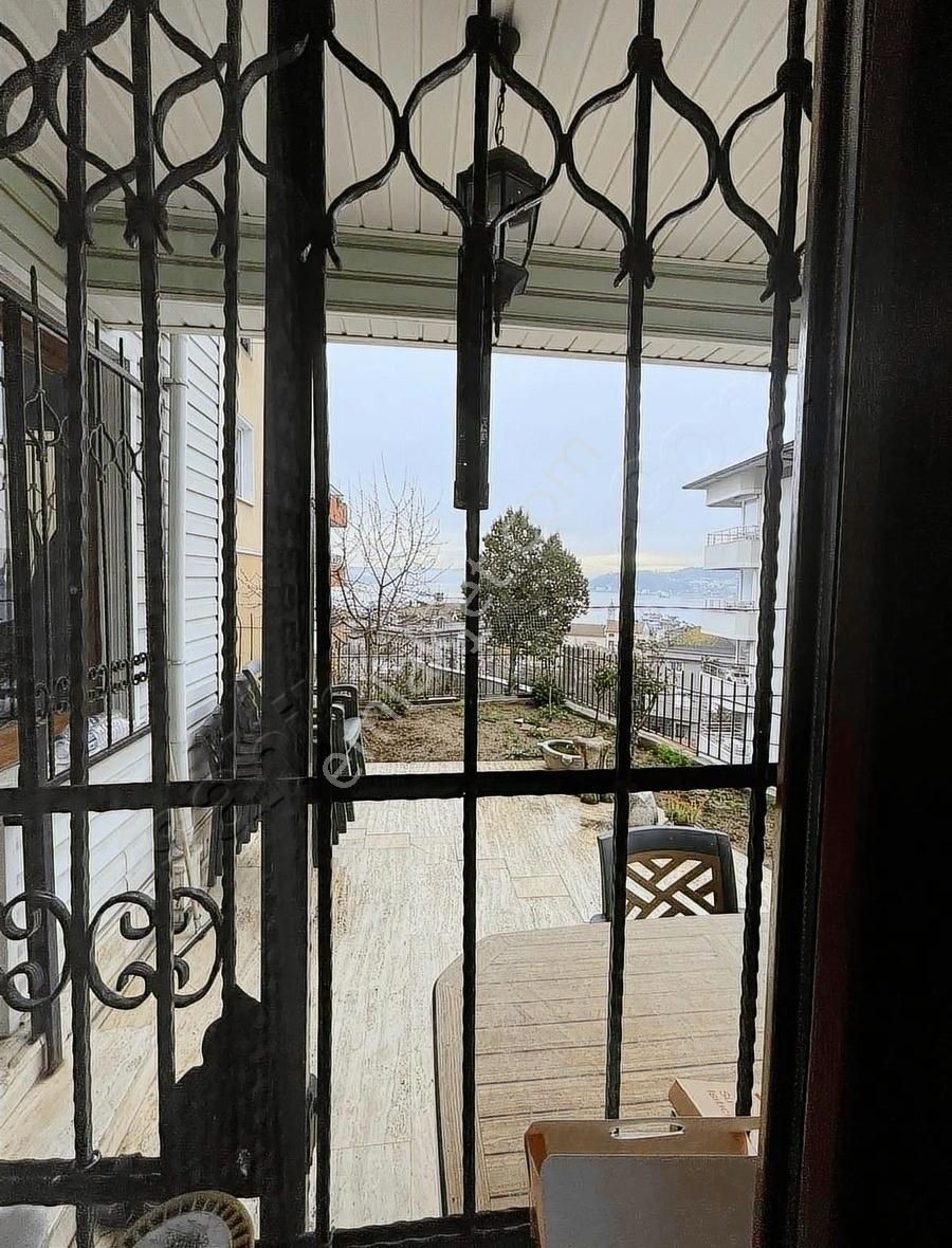 Sarıyer Büyükdere'de Caddeye Yakın Satılık Villa - Görsel 24