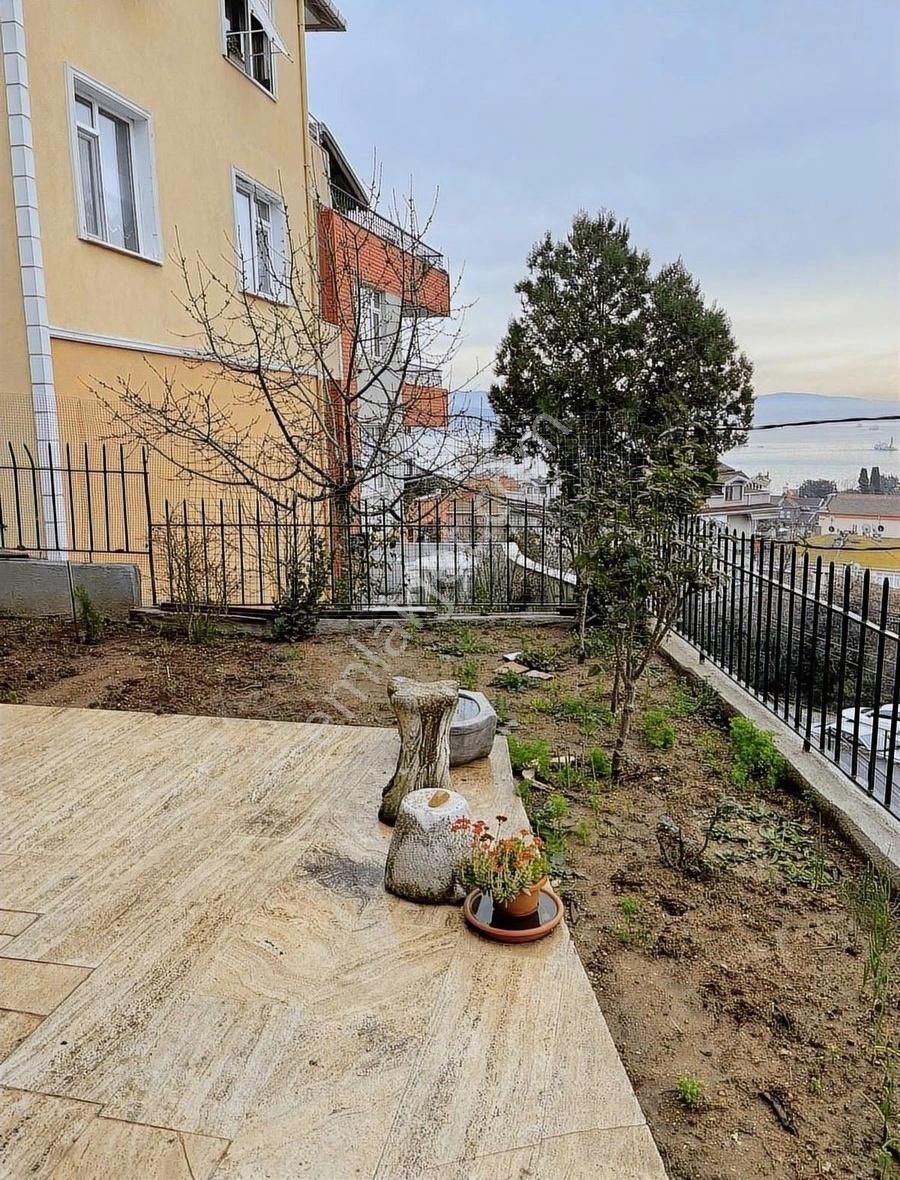 Sarıyer Büyükdere'de Caddeye Yakın Satılık Villa - Görsel 13