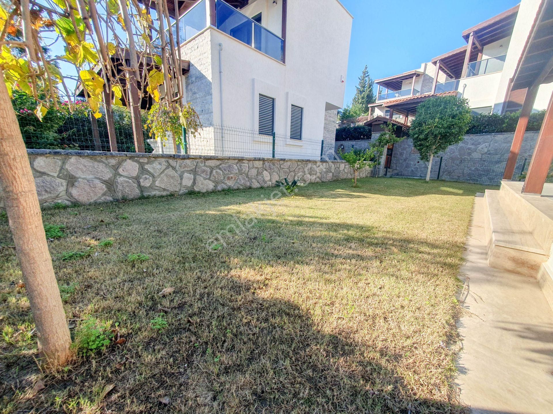 Bodrum Gümüşlük'te Satılık Müstakil Bahçeli Denize Yakın Villa - Görsel 4