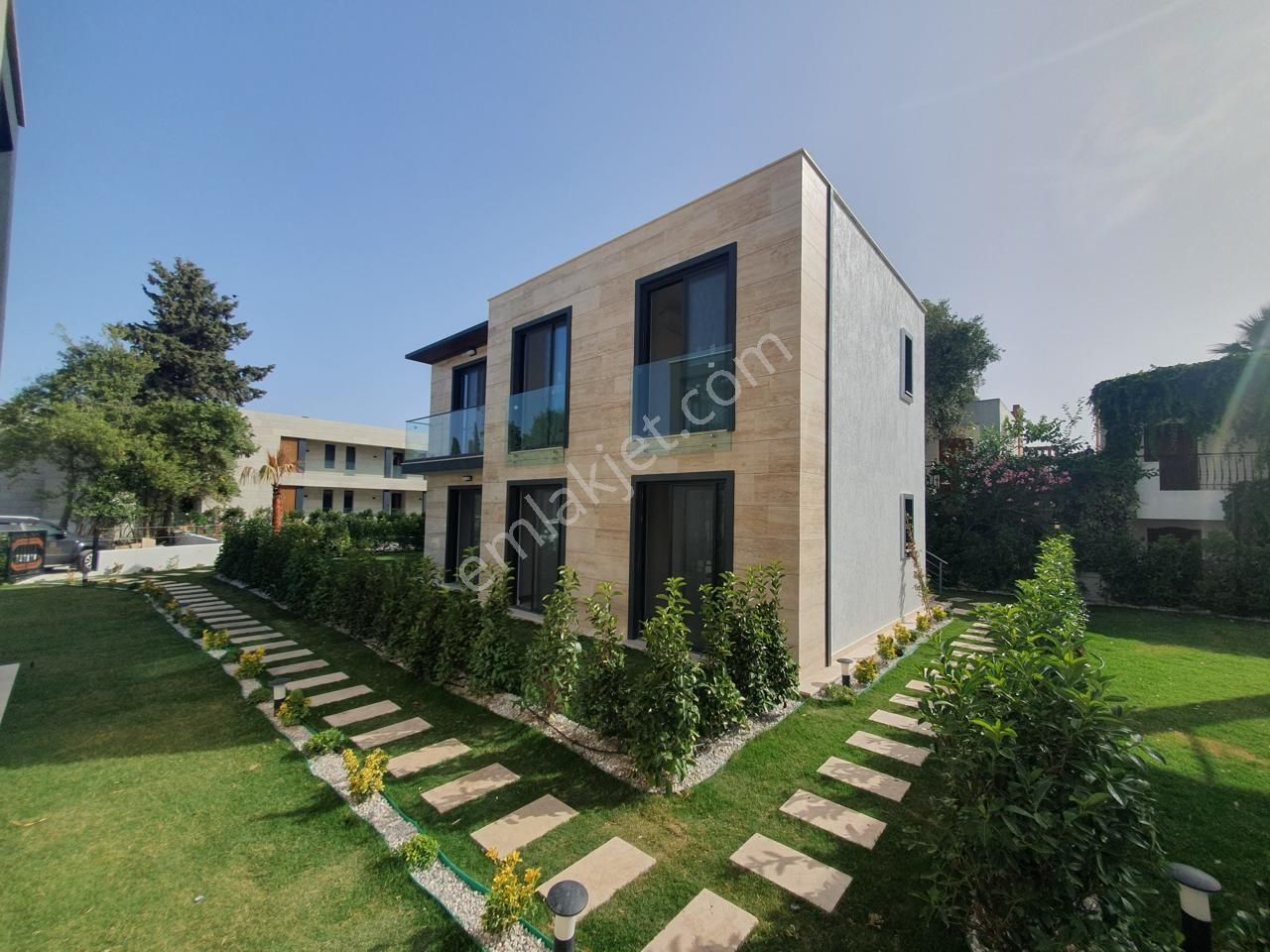 Bodrum Yahşi'de Denize Çok Yakın Havuzlu Sıfır Lüks Daireler - Görsel 2