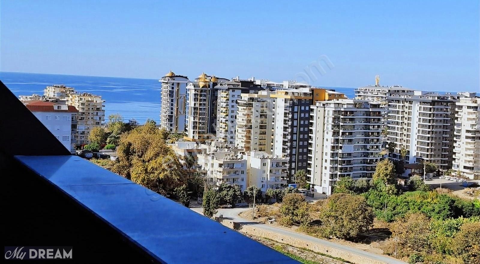 Alanya Mahmutlar Satılık Daire Alanyanın Yükselen Değeri Mahmutlarda Satılık 3+1 Dublex Daire