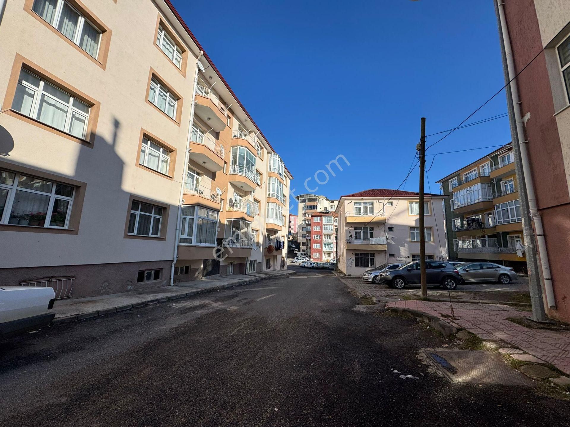 Yozgat Merkez Tekke Kiralık Daire Merkezde 3+1 Kiralık Daire *** Burcu Emlaktan ***