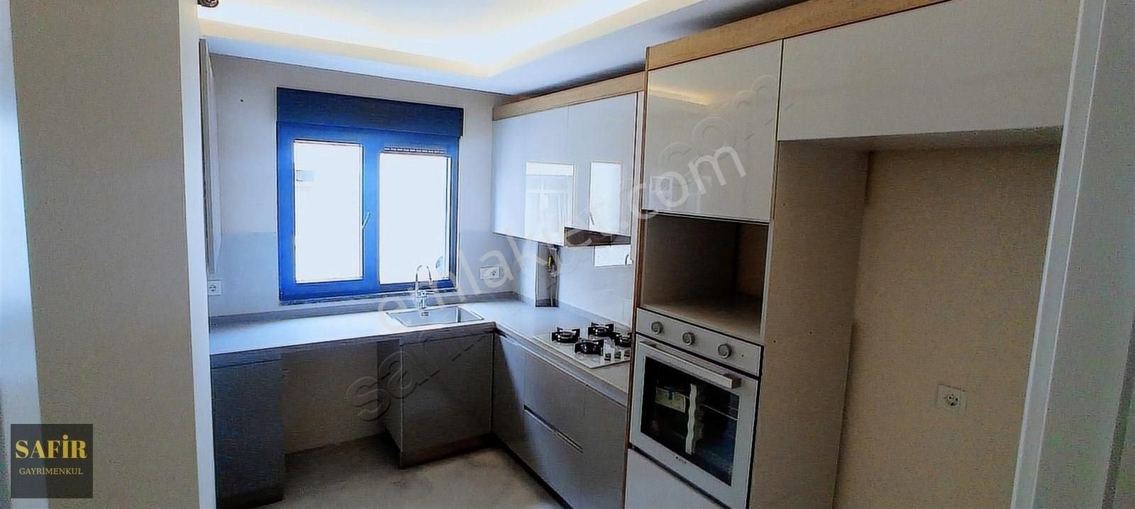 Bakırköy Zuhuratbaba Kiralık Daire Safir Bakırköyden Yeni Sıfır Binada İşyerine 2oda 1salon Kiralık