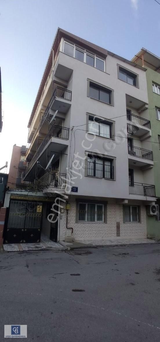 Bornova Ümit Kiralık Daire Pınar Başı Ümit Mahallesinde 2+1 Kiralık Daire