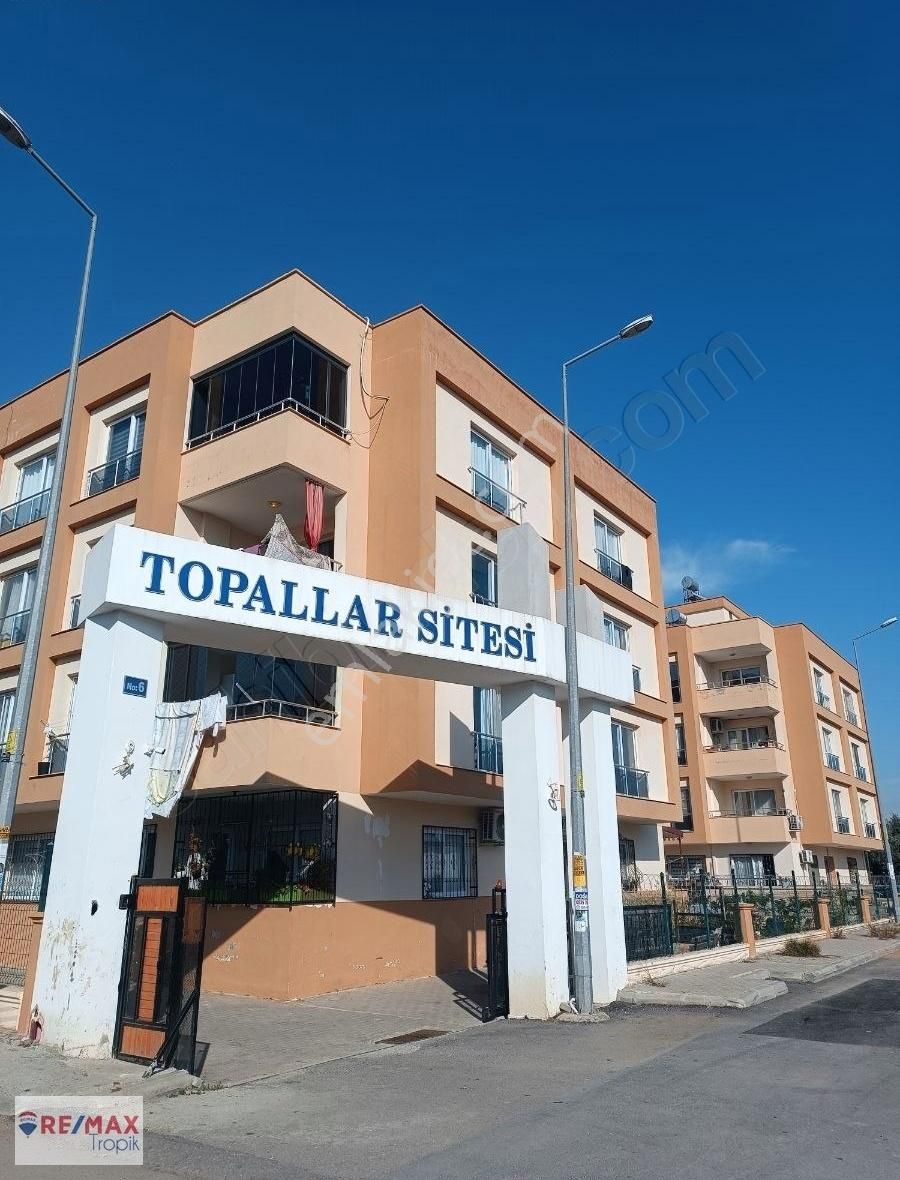 Mezitli Tece Satılık Daire Remax Tropik'ten Tece Topallar Sitesinde Satılık 3+1