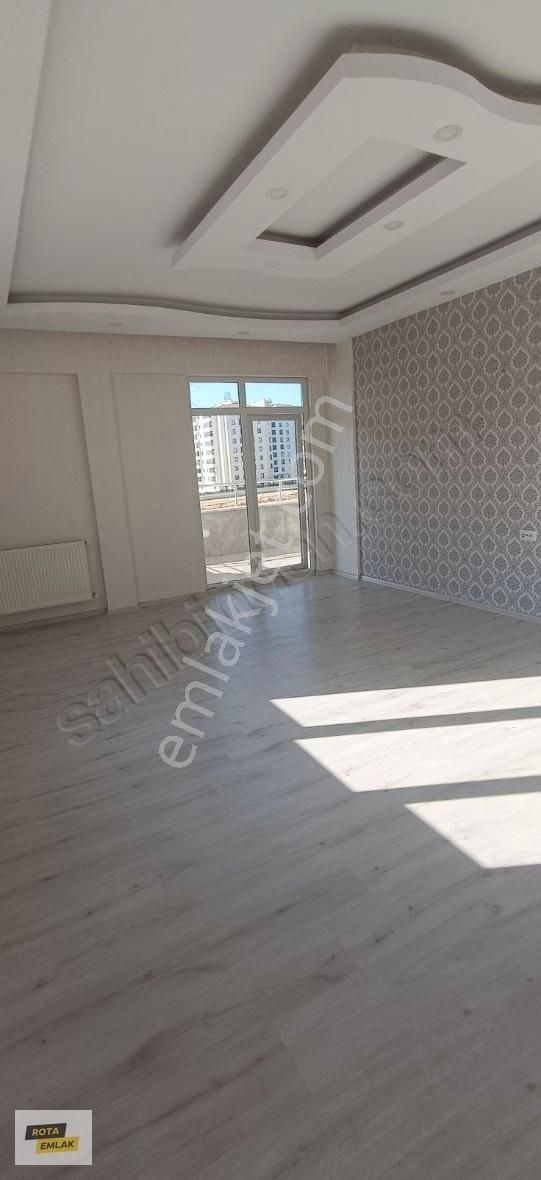 Şehitkamil Göktürk Kiralık Daire Göktürk Stadyumun Karşısında Kiralık 3+1 Göbek Kat