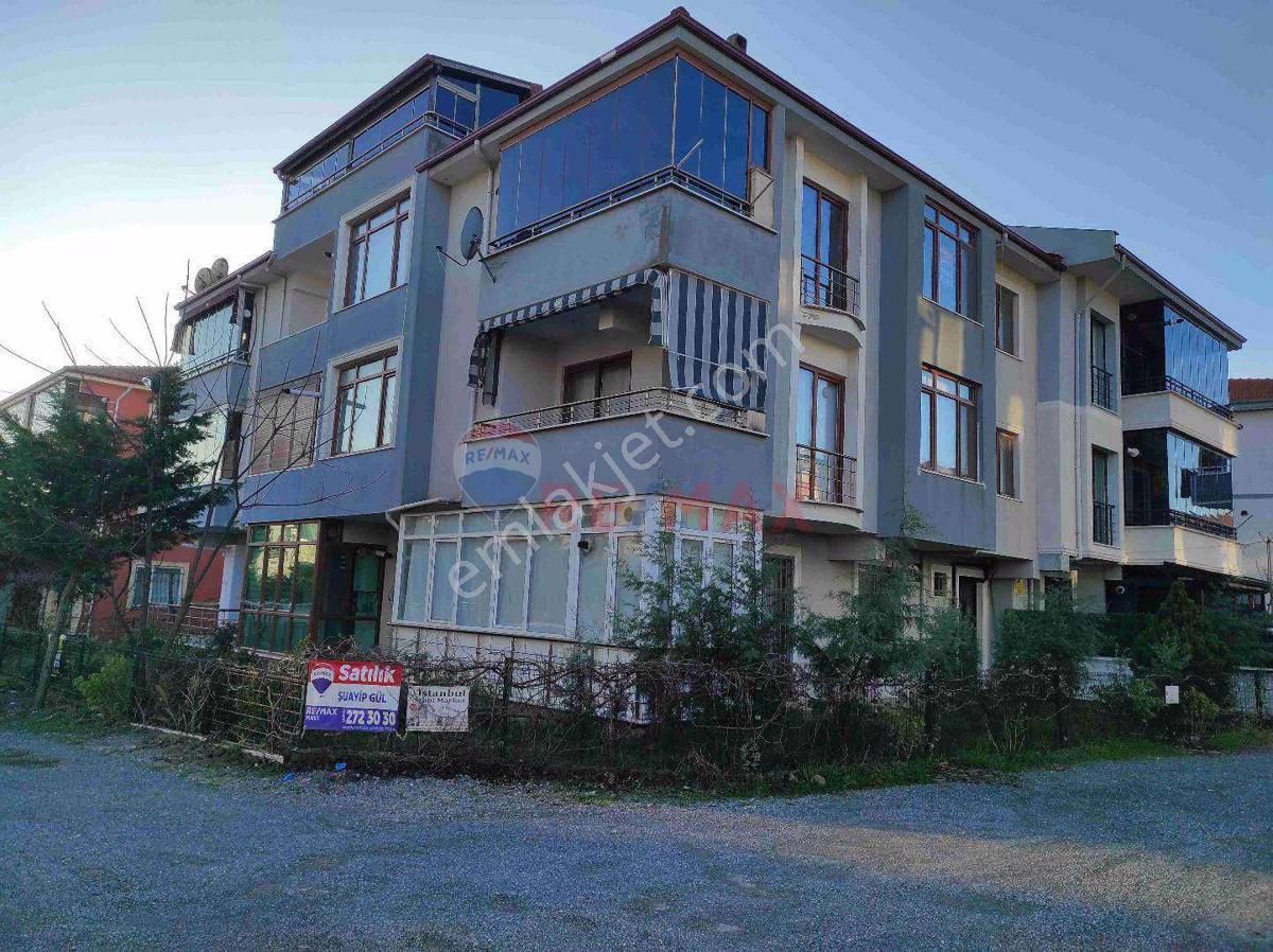 Karasu Yalı Satılık Daire Re/max Maviden Denize Yakın 2+1 Geniş Kullanışlı Köşe Daire