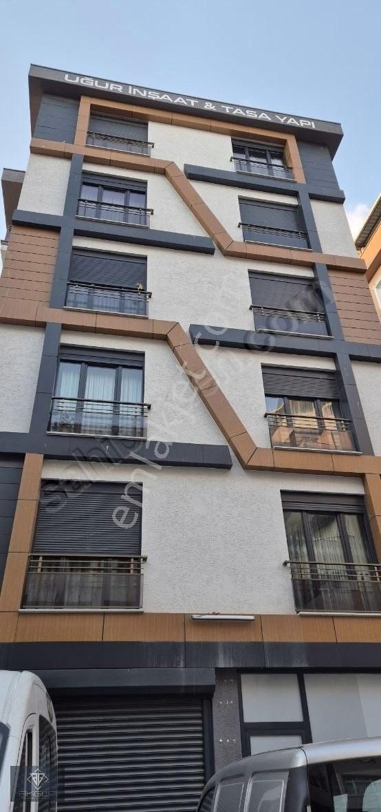 Kartal Orhantepe Satılık Daire Kartal Orhantepe De İskanlı Geniş Ferah 2+1 Satılık Daire