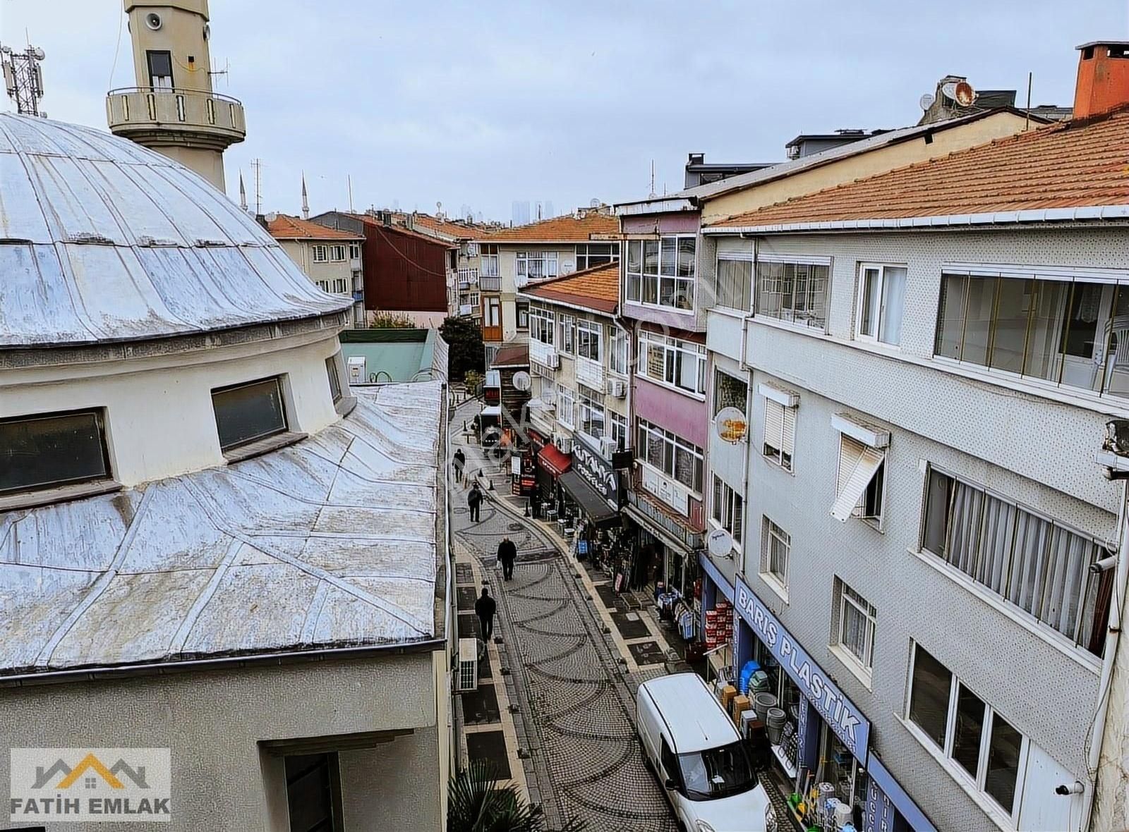 Üsküdar Mimar Sinan Marmaraya Yakın Kiralık Daire Üsküdar Merkezde Sıfır Asansörlü Düz Ayak 2+1 80m2 Kiralık Konut