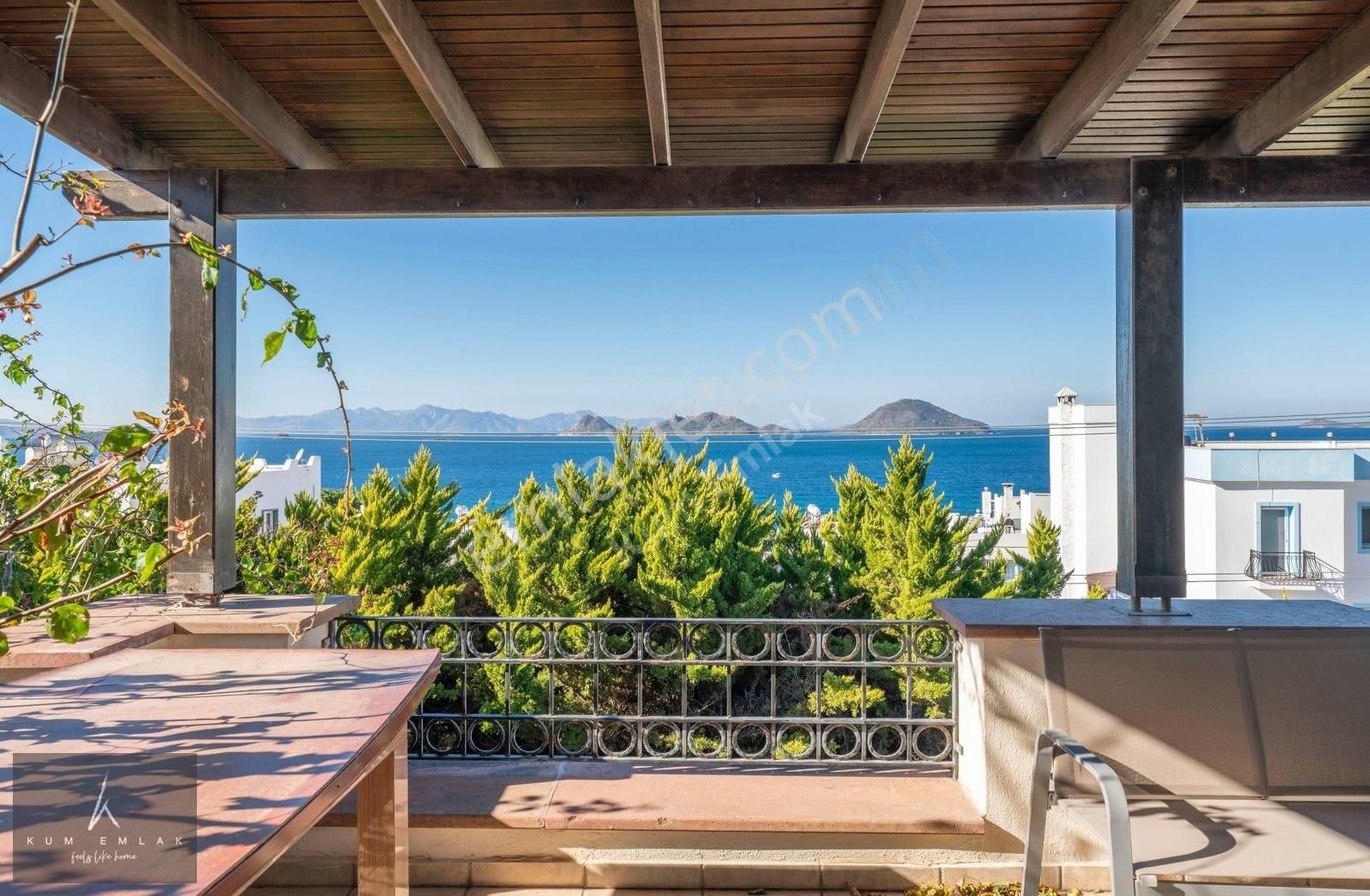 Bodrum Turgutreis Satılık Villa Bodrum Turgutreis Satılık Villa - Deniz Manzaralı - Sahile 100m