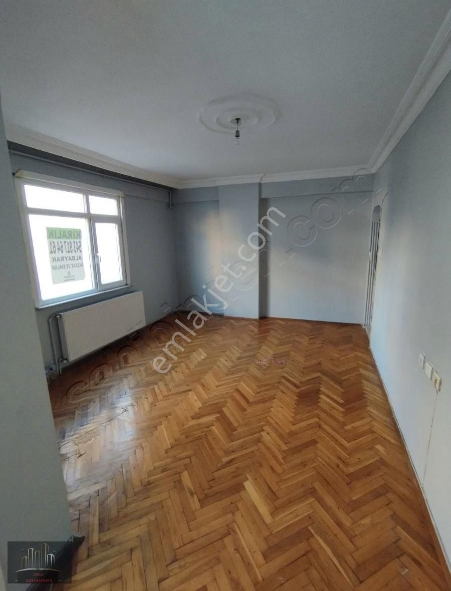 Bahçelievler Zafer Kiralık Daire Cadde Üzeri Merkezi Konum 2+1 Geniş Ferah Daire