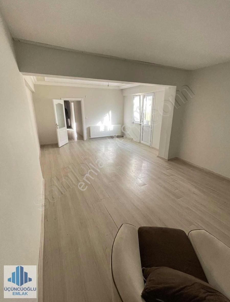 Pendik Fatih Satılık Daire Pendik Esenyalı Da 2+1 Kat İrtifaklı Daire