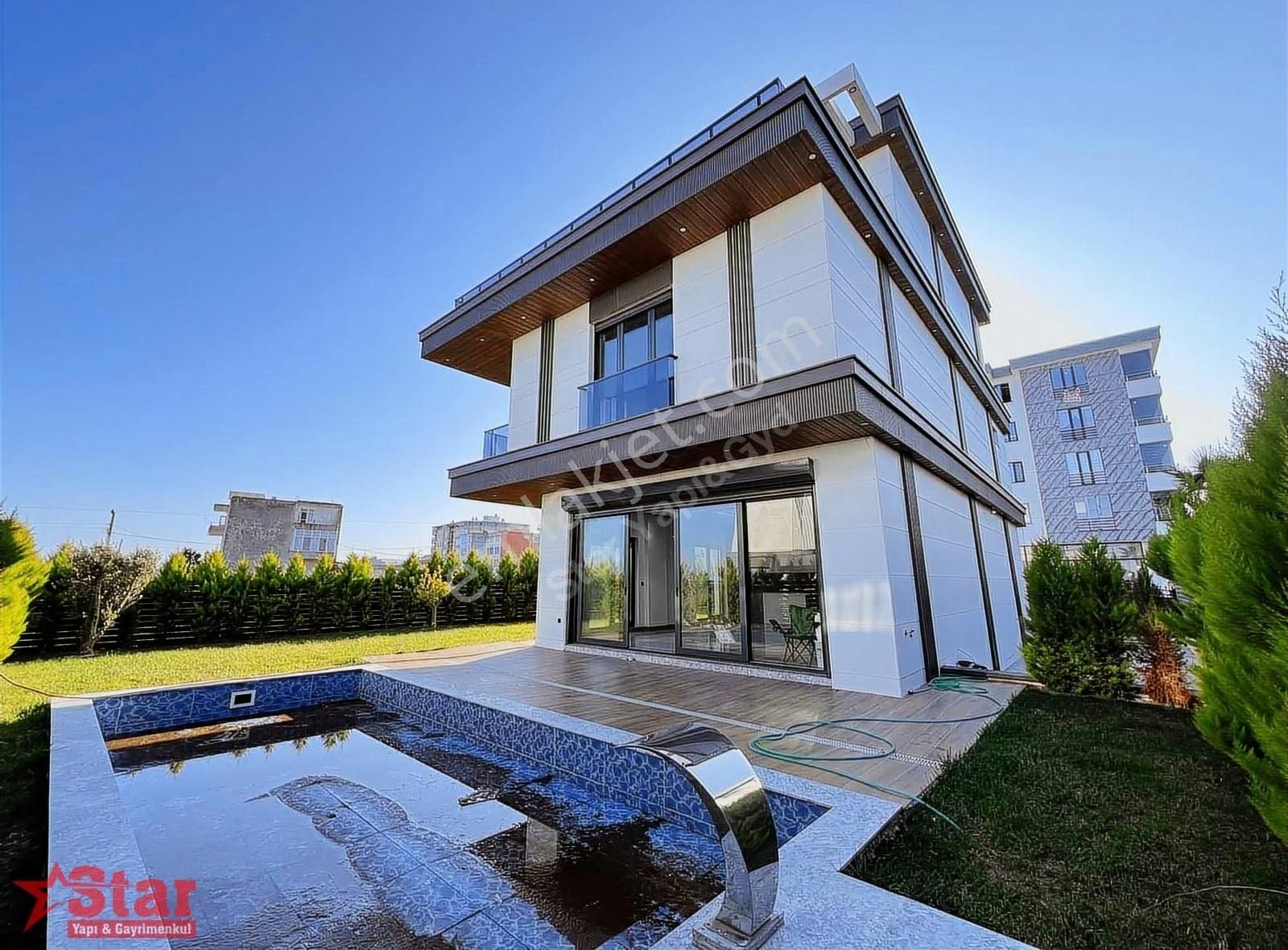 Atakum Camii Satılık Villa Star Yapı&gayrimenkul Ultra Lüx 4+1 320 M2 Fırsat Villa