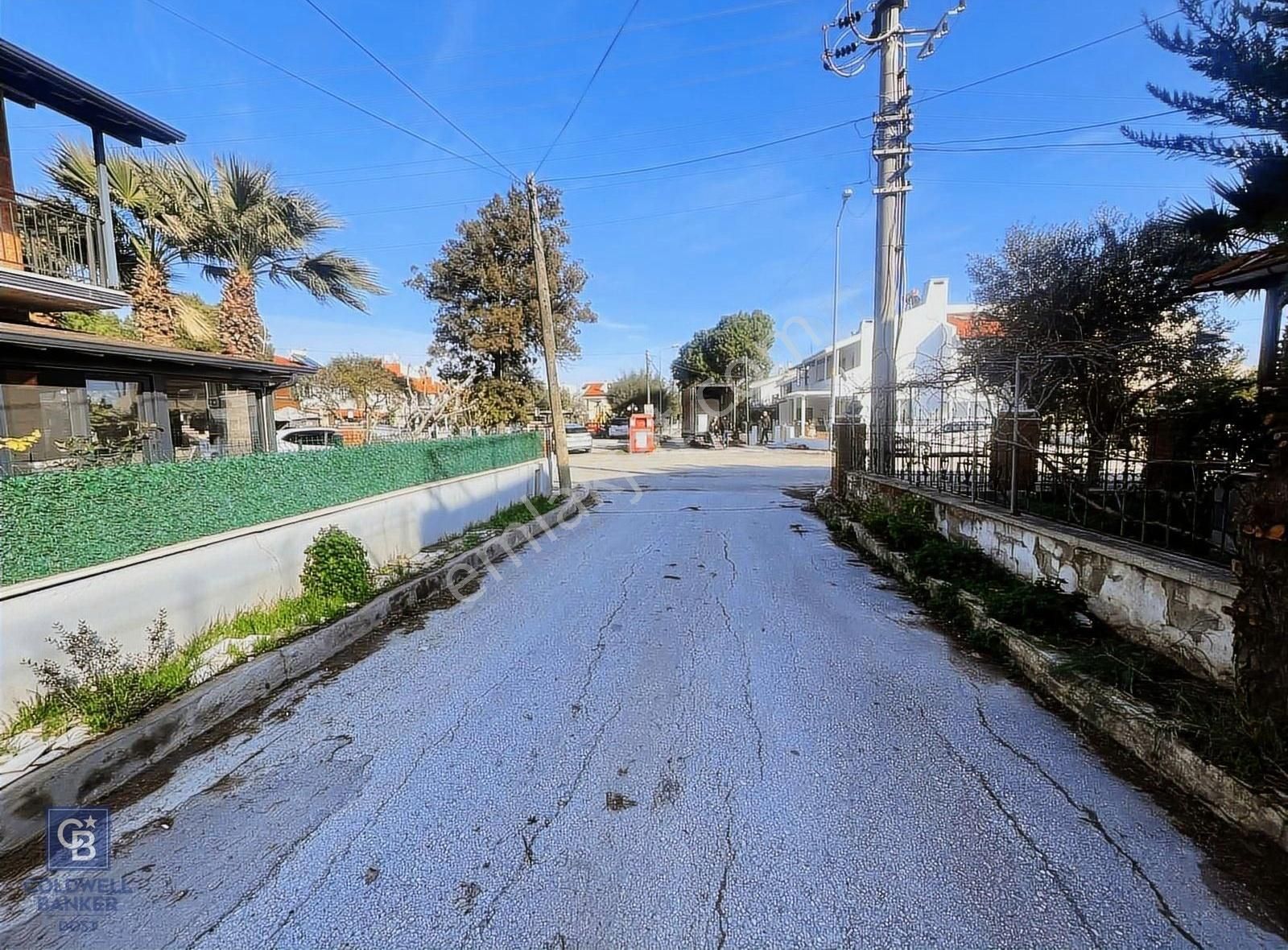 Urla Güvendik Satılık Müstakil Ev Çeşmealtı Güvendik Mah Yatırım Fırsatı 3+1 Satılık Villa