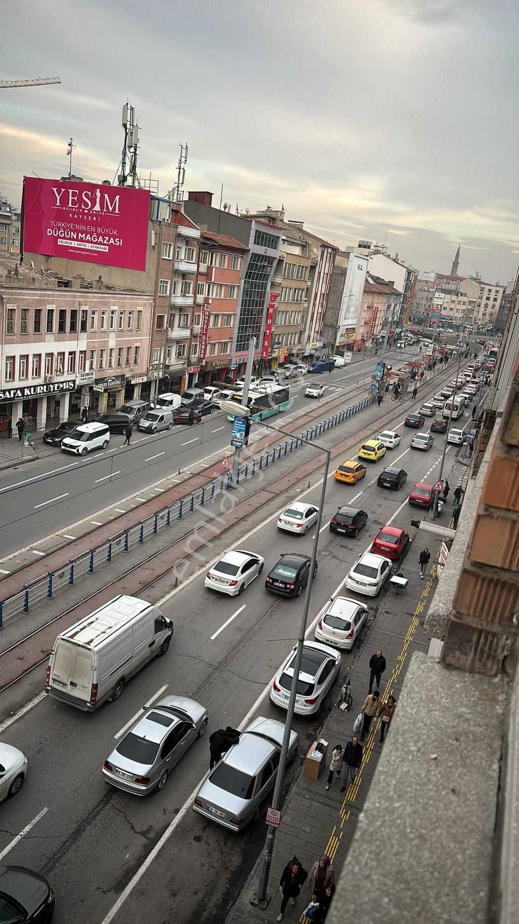 Melikgazi Gülük Satılık Daire Kayseri Düvenönü Tramvay Durağı Yanı Fırsat Daire