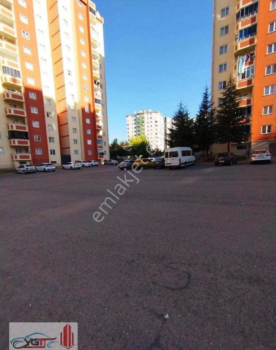 Melikgazi Bahçelievler Kiralık Daire Serkent Bahçeli Evlerde Kiralık 3+1 Ara Kat Daire Fırsatı