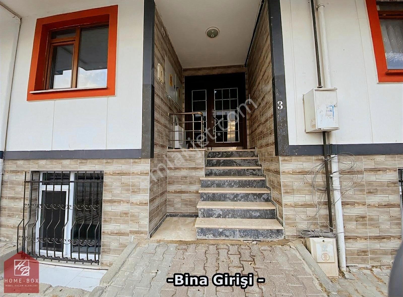 Arnavutköy Taşoluk Satılık Daire Acil Satılık! Taşoluk Merkezde 50m² Bahçe Kullanımlı Ters Dublex