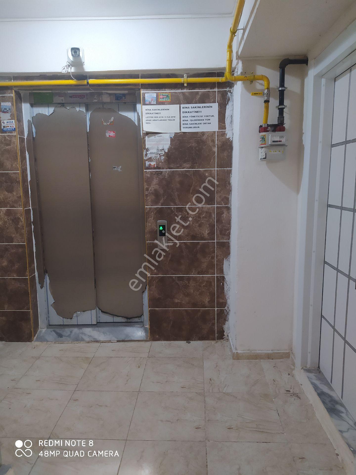 (emlak Komisyon Ücreti Yok), Ful+ful Eşyalı ,iskanlı,ayrı Mutfak,bir Aile Rahatlıkla Yaşarı - Görsel 5
