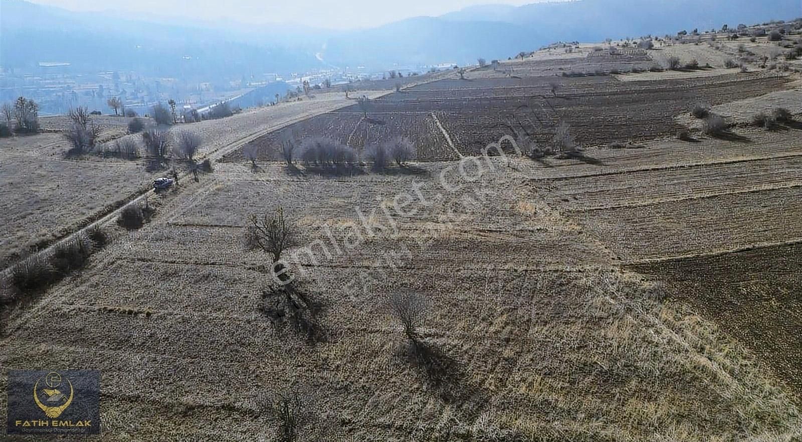 Çameli Cumaalanı Satılık Bağ & Bahçe Çameli Cumaalanı'nda Satılık Mükemmel Konumda Arsa