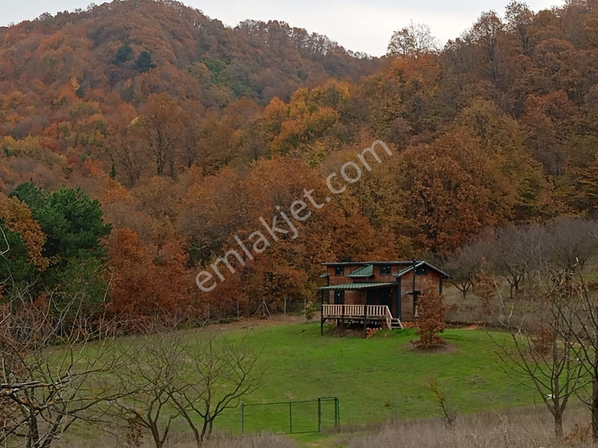 İznik De Muhteşem Göl Ve Doğa Manzaralı Yaşam Fırsatı