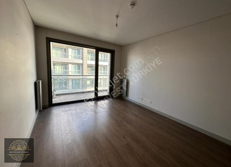 Bakırköy Ataköy 7-8-9-10. Kısım Satılık Daire Ataköy Route İstanbulda 1+1 75m² 13.kat Balkonlu Satılık Daire