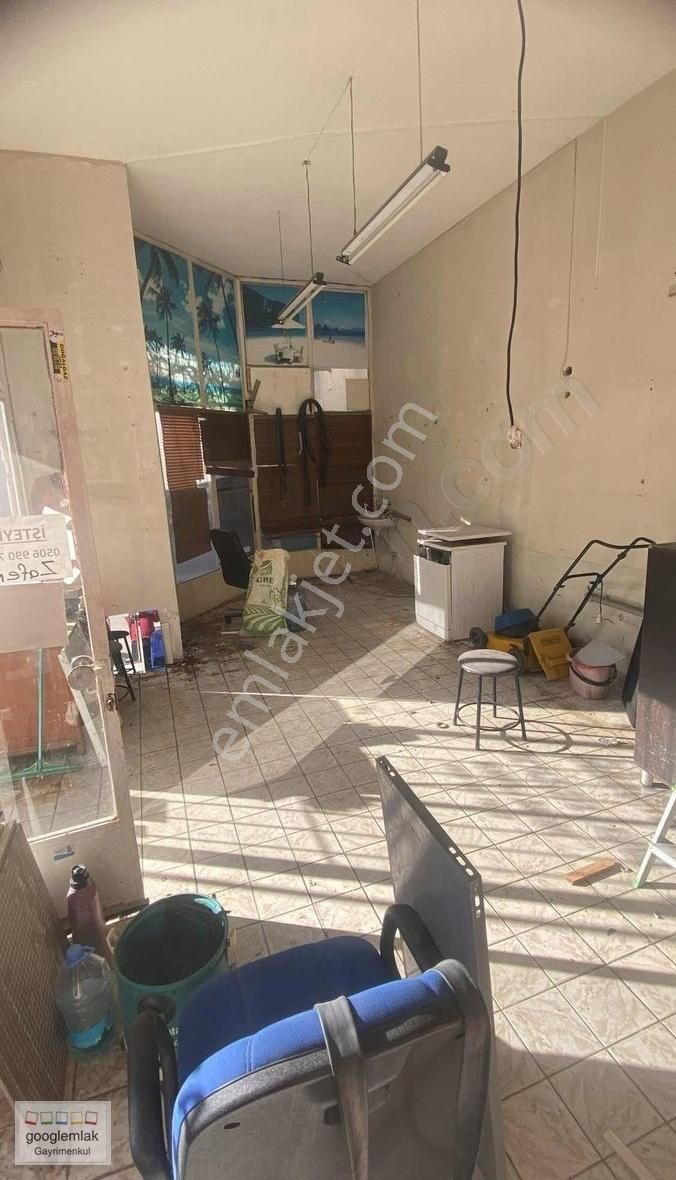 Balçova Korutürk Kiralık Dükkan & Mağaza Korutürk Mahaleesinde Köşe Dükkan