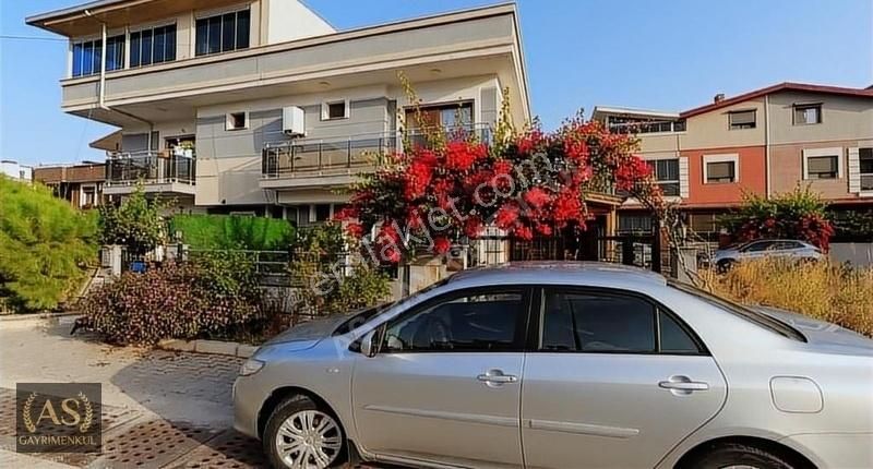 Urla Çamlıçay Kiralık Villa As Gyd...urla Çamlıçay'da Ana Yola Yakın Full Eşyalı Villa