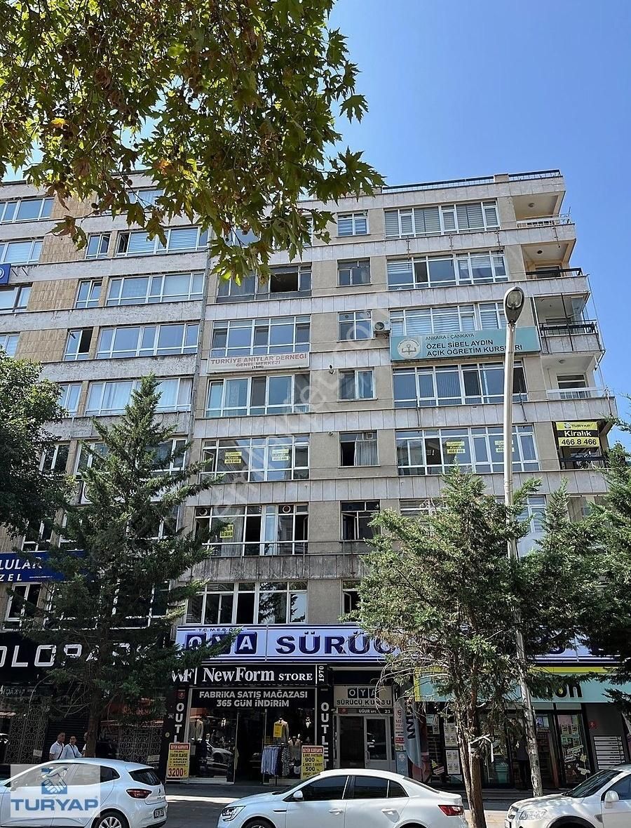 Çankaya Kızılay Kiralık Ofis Kızılay Gmk İle Fevzi Çakmak Köşesi 3+1 Ön Cephe ,3.kat