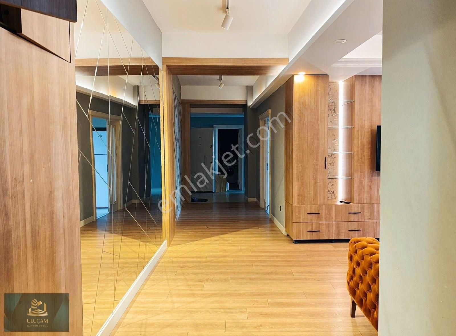 Gaziosmanpaşa Karadeniz Kiralık Daire Venezia'da Özel Tasarım Full Eşyalı 4+1 Şehir Manzara Kiralık