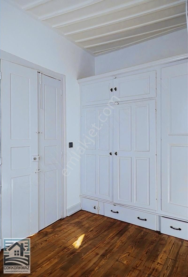 Ayvalık Merkez Butik Otel Yapılabilir Rum Evi - Görsel 5