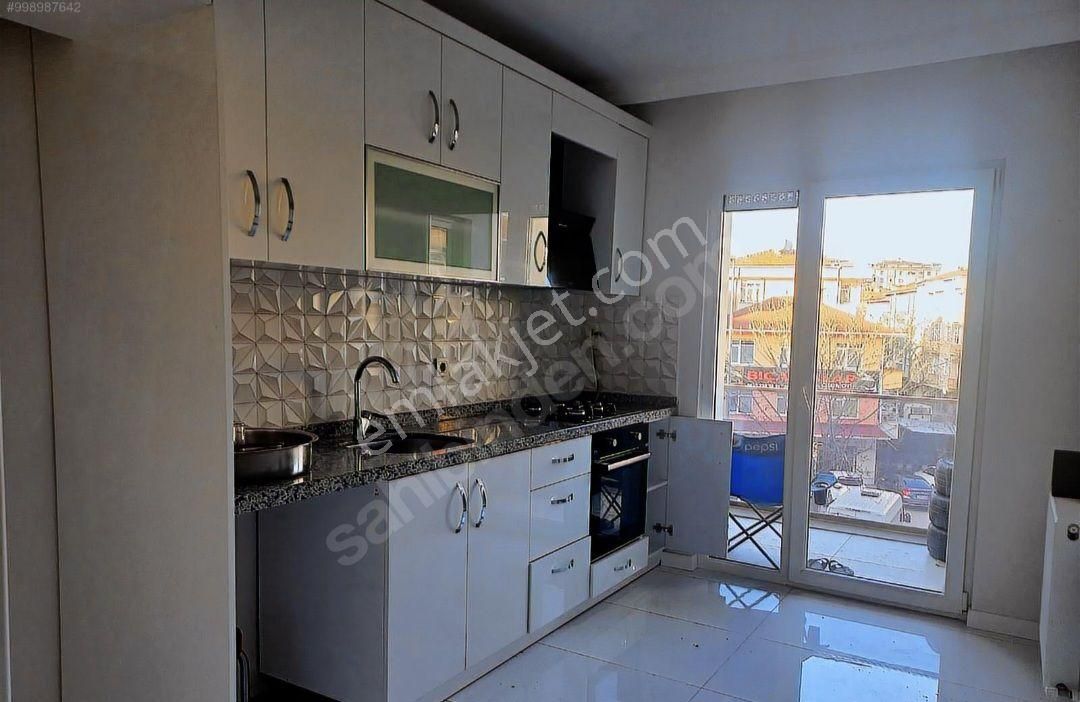 Şerifali Mehmet Akif Mahallesinde Cadde Üzerinde Satılık Daire - Görsel 22
