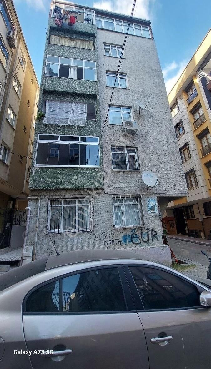 Bahçelievler Zafer Satılık Daire Masrafsız 95 M2