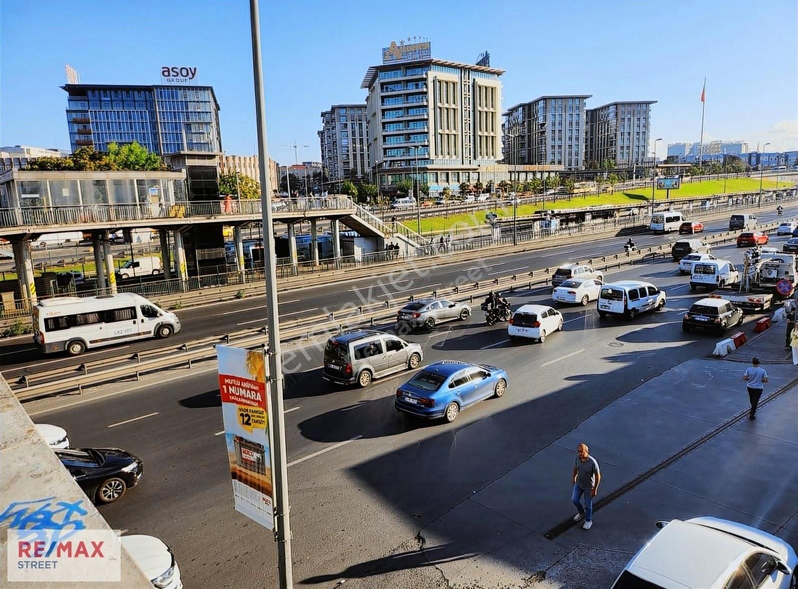 Zeytinburnu Maltepe Satılık Dükkan & Mağaza Özlem Kaya Topkapı Ticaret Merkezinde E5 Kenarı Satılık Dükkan