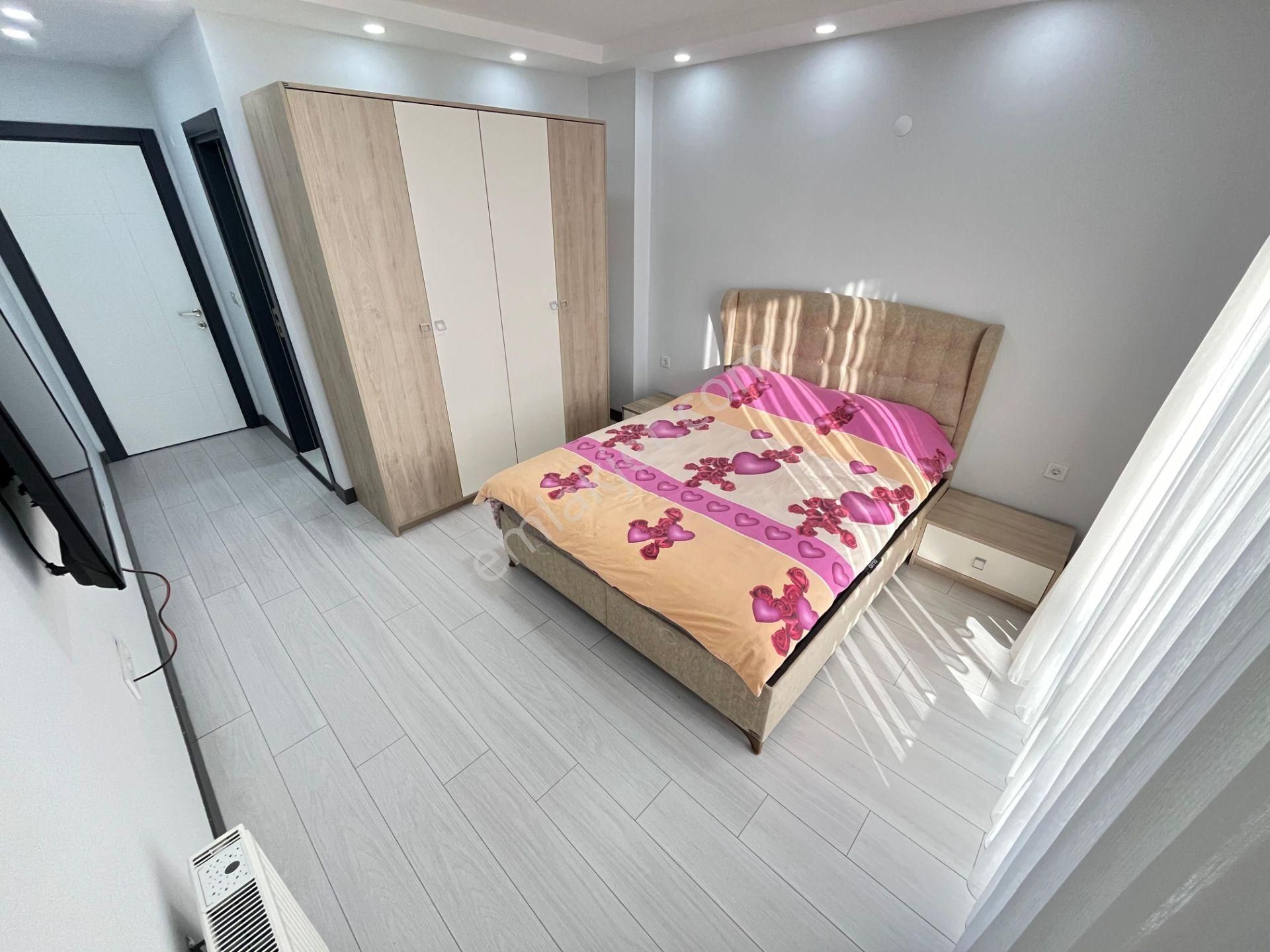 Tek Yetkili Sezgin Emlaktan Deniz Manzaralı 5+1 Satılık Triplex Villa - Görsel 11